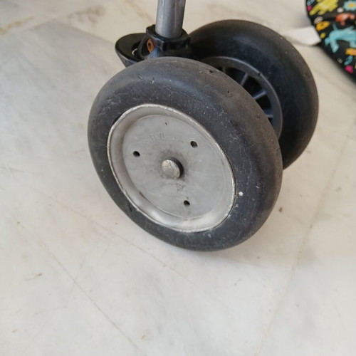 Maclaren Quest stroller used with accessories
