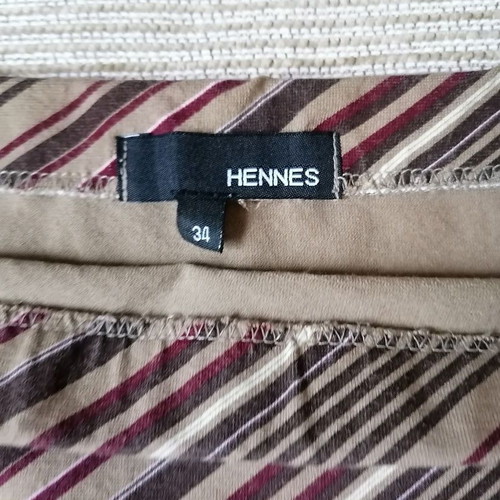Hennes viscose skirt, size XS, elastic waist