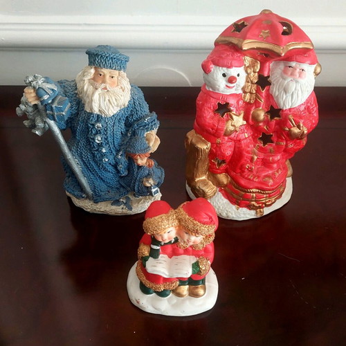 Christmas lot used, 12 festive items