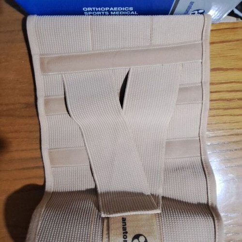 Waist compression belt size M like new