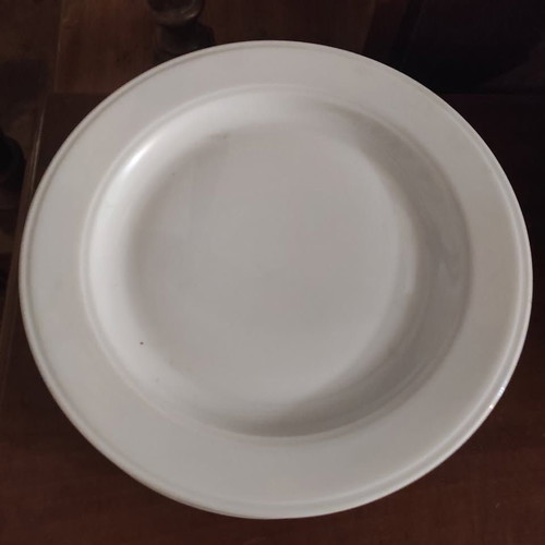 Lubiana porcelain plates used, 25 cm, set of 17 pieces