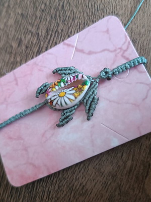 Macrame Turtle Bracelet with Shell new, green