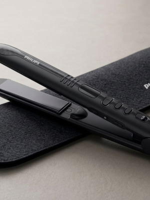 Philips Ionic hair straightener like new with ionizing function
