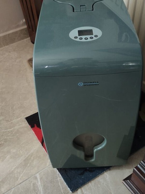 Olimpia Splendid Aquaria Super Thermo Pure 3 Dehumidifier like new, 22lt