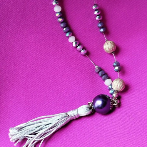 Long beaded necklace like new with purple, gray and white beads