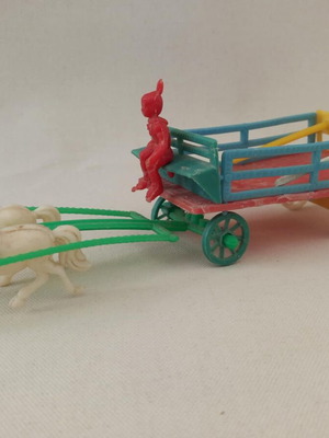 Plastic Horse-Drawn Cart 1960s used with minor wear