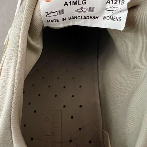 Timberland athletic shoes used, size 37.5, beige