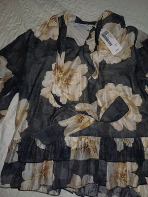 Celestino women's shirt with floral design new, gray