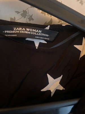 Zara star blouse size S