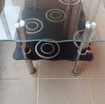 Glass coffee table like new