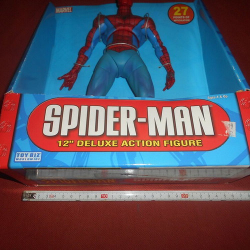 Spiderman figure 2004 Toy-Biz new
