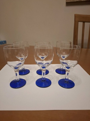 Set of 6 liqueur glasses like new