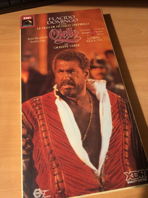 Otello by Verdi, 2 cassettes with case and libretto, new