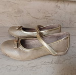 Ballerina shoes gold size 34 like new with leather sole