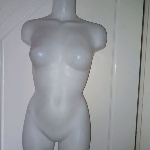 Mannequin bust for clothing display