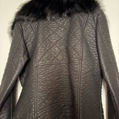 Lynne faux leather jacket with fur collar like new, black, size L