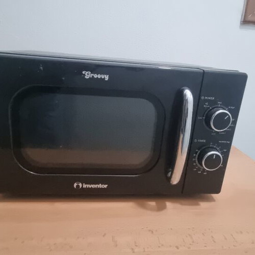 Groovy microwave oven