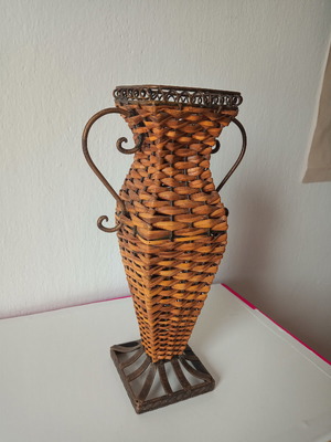 Decorative vase used, height 43 centimeters