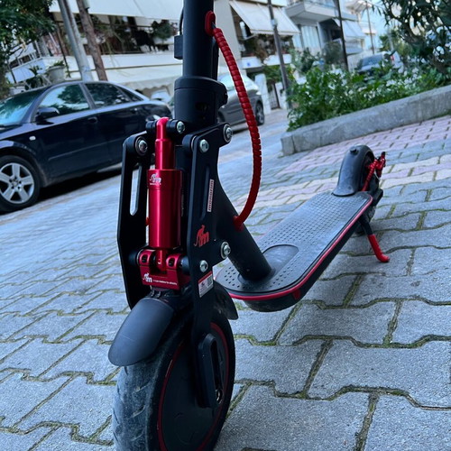Xiaomi Pro 2 Extra like new with front suspension and red details
