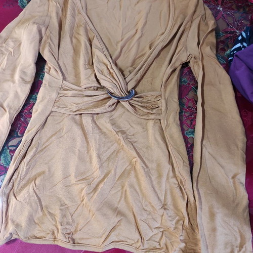 Blouse new mustard with buckle, size L