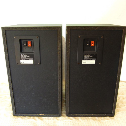 Technics SB-CH404 floor speakers like new
