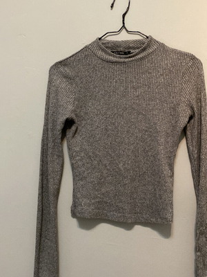 Calliope gray blouse like new, size S