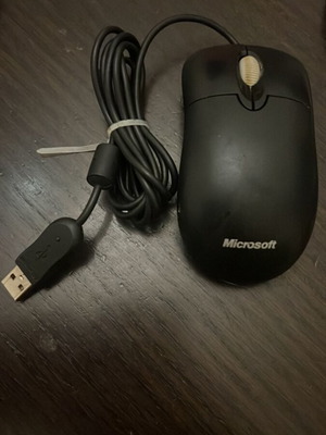 Ενσύρματο ποντίκι Microsoft Basic Optical Mouse μεταχειρισμένο, μαύρο