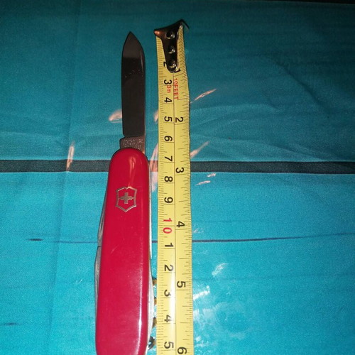Victorinox Swiss Army Knife with 10 Functions like new
