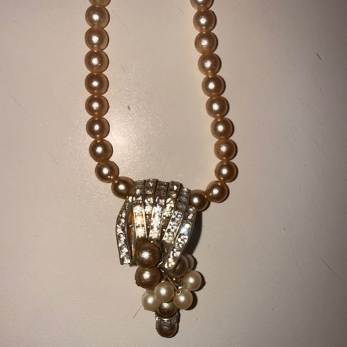 Pearl and rhinestone clip earrings and necklace set
