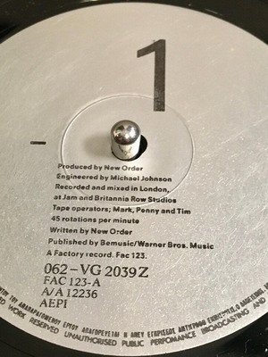 New Order The Perfect Kiss vinyl used, 12", 45 RPM, pop