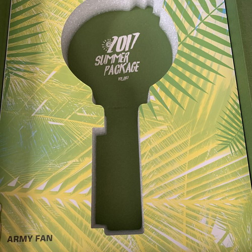 BTS 2017 Summer Package used, missing fan and small round stickers