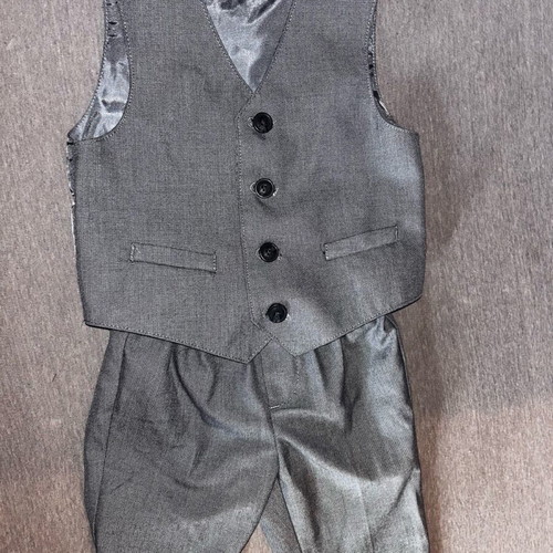 Nautica Baby Dress Suit Like New Size 12 Months Vest and Pants