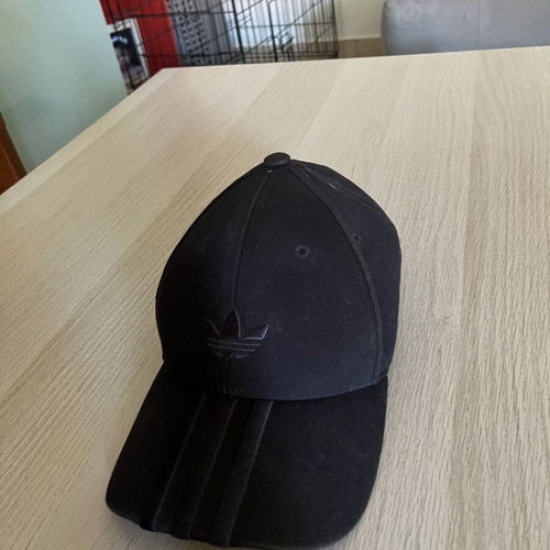 Adidas cap like new, black, one size