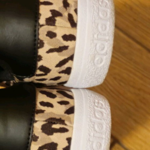 Adidas Women's Shoes like new, size 40, leopard print