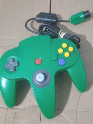 Nintendo 64 Luigi χειριστήριο μεταχειρισμένο, γνήσιο, λειτουργικό
