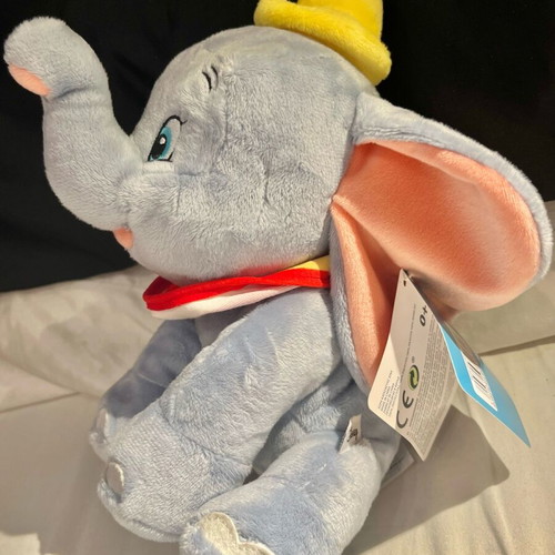 Disney Dumbo 25 cm soft plush toy new