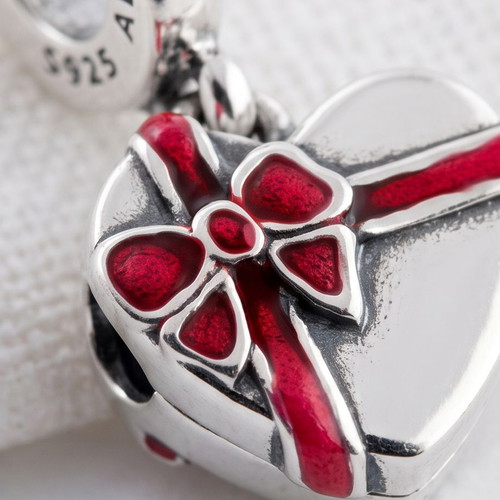 Pandora Heart Chocolate Gift Box Charm new, red and silver