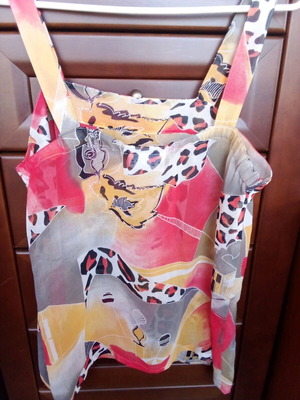 Women's sleeveless blouse like new size L