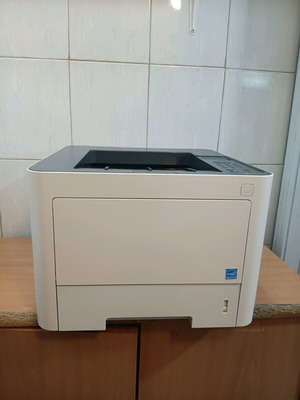 HP 408DN Monochrome Laserjet Printer used with USB, network, duplex