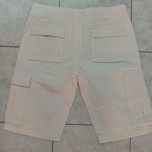 White Bermuda shorts size XL, waist 46 cm