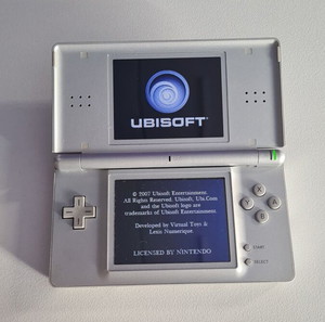 Nintendo DS Lite