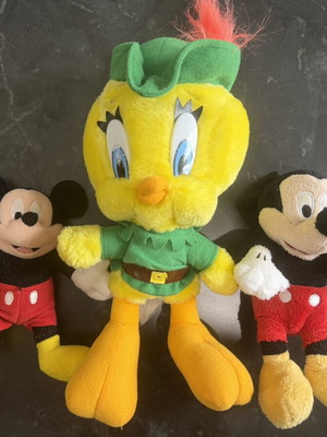 Mickey and Tweety plush toys set