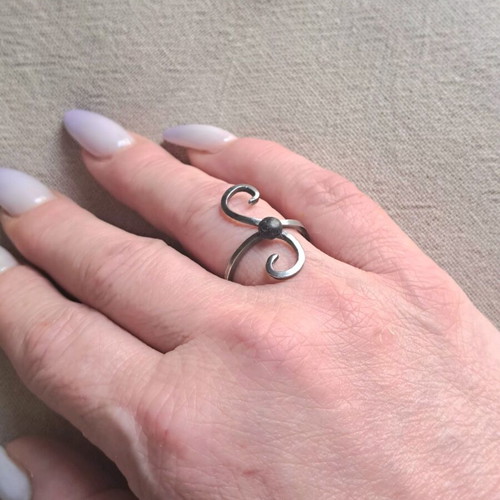 Handmade 925 Silver Ring Organic Flow Collection, like new