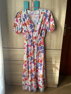 Summer dress women's one size new, multicolored
