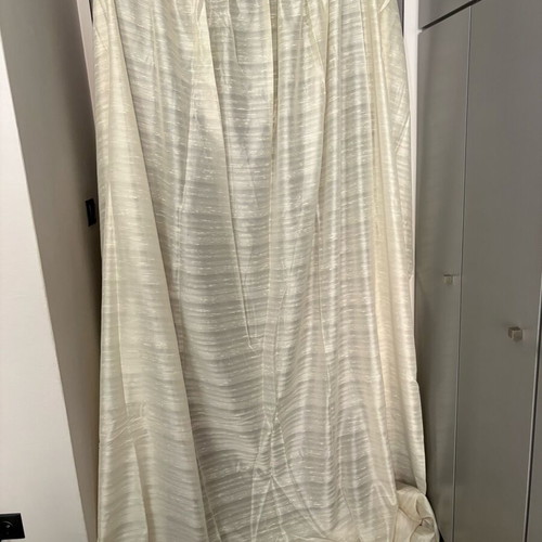 Curtain champagne with subtle shimmer like new, 1.50m x 2.20m