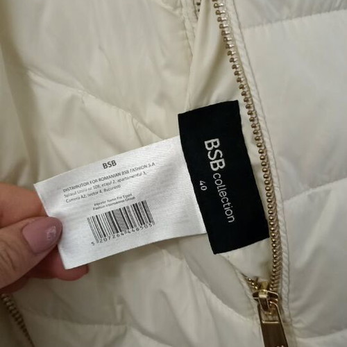 BSB white fur sleeveless vest like new, size 40