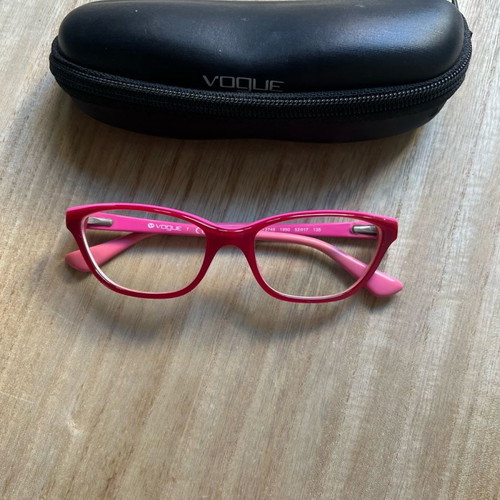 Vogue myopia glasses used for prescription 1.25-1.50