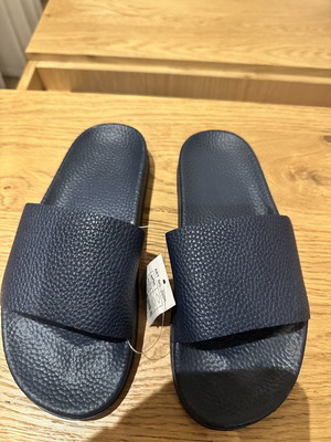 New slippers size 38