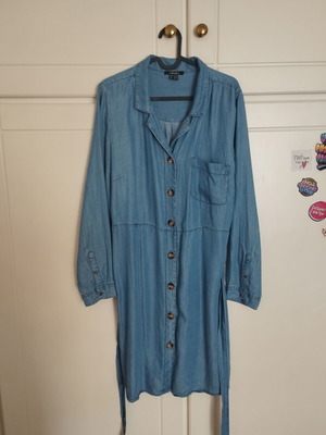 Slim denim dress with belt and buttons like new, Esmara, blue turquoise