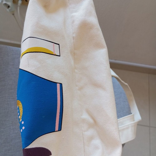 Canvas tote bag with zipper, shoulder bag, white with glitter illustration